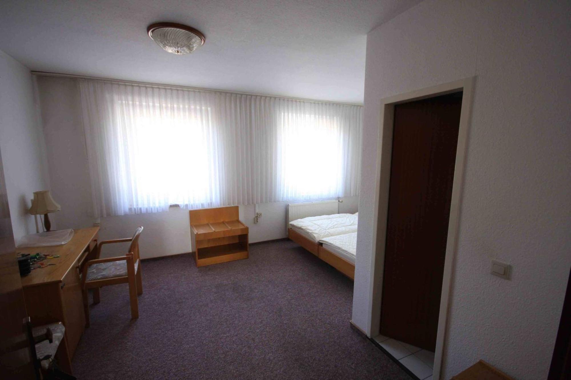 Sl'Otel Budget Бернбург Стая снимка